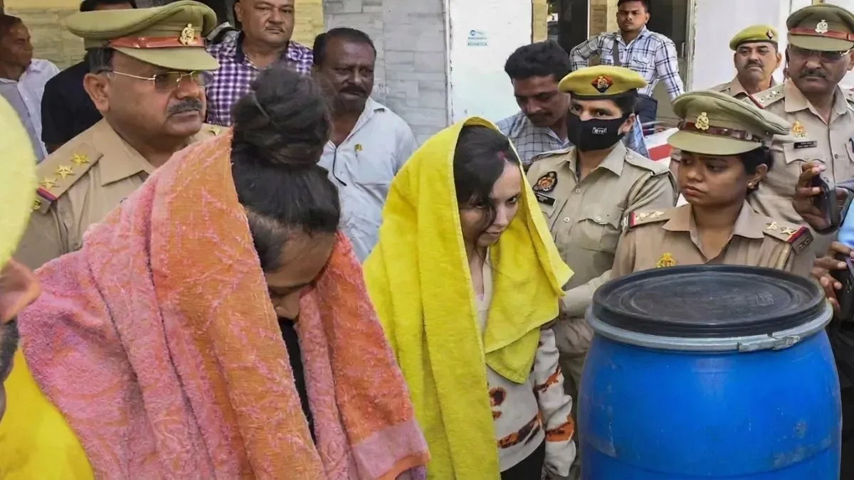 मेरठ के चर्चित नीला ड्रम हत्याकांड केस में आया कोर्ट का फैसला, मुस्कान और साहिल दोषी करार दिए गए...