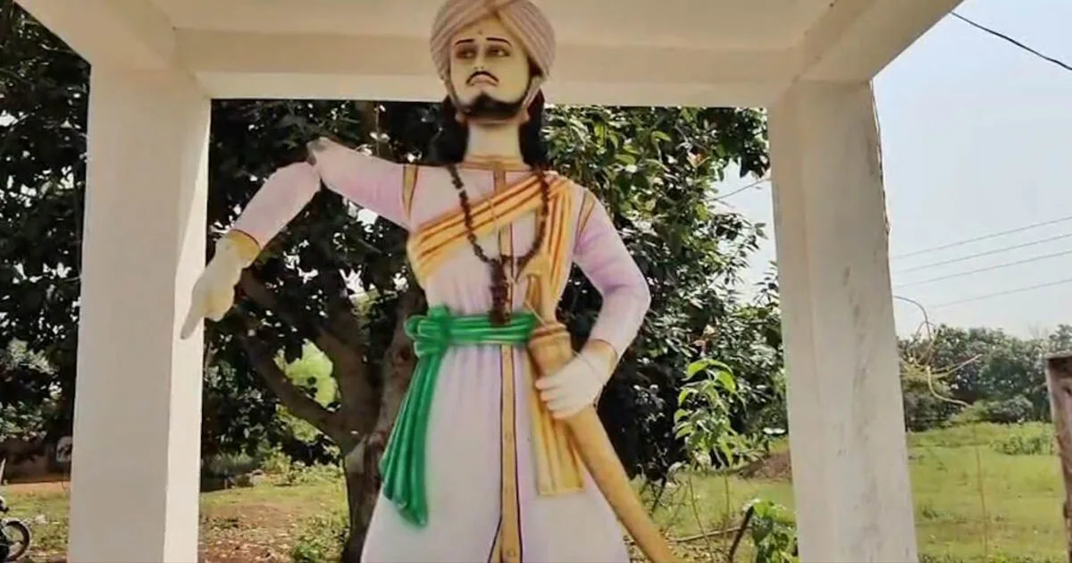 आस्था पर चोट : सतनामी समाज के आराध्य गुुरु बालक दास की मूर्ति की खंडित, आक्रोशित ग्रामीणों ने उठाया ये बड़ा कदम