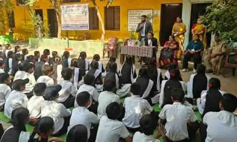सुरक्षित बचपन अभियान’ के तहत 21 स्कूलों में पहुंचे 42 न्यायाधीश, बच्चों को बताए अधिकार और सुरक्षा के उपाय