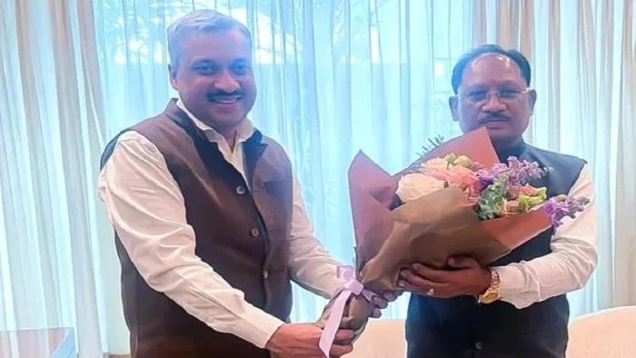 सिंगापुर में छत्तीसगढ़ का डंका, निवेश जुटाने पहुंचे CM साय ...