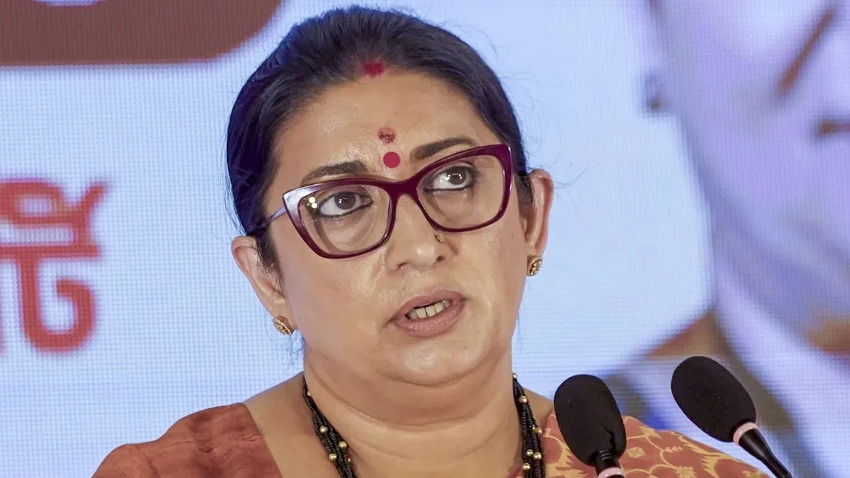 स्मृति ईरानी के छत्तीसगढ़ दौरे से संगठन में हलचल, दो दिन में 12 बैठकों के जरिए लेंगी जमीनी फीडबैक ...