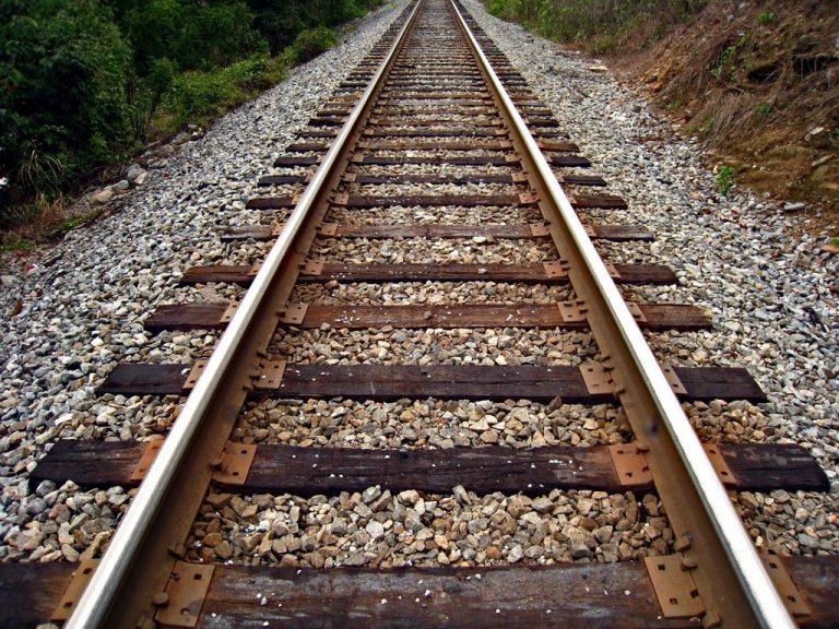 railway-track_