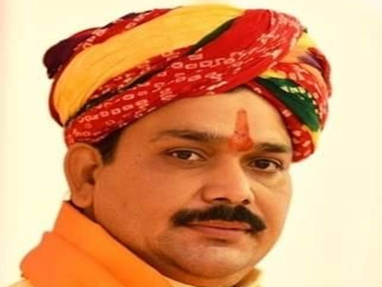 pandhokhar_sarkar_indore