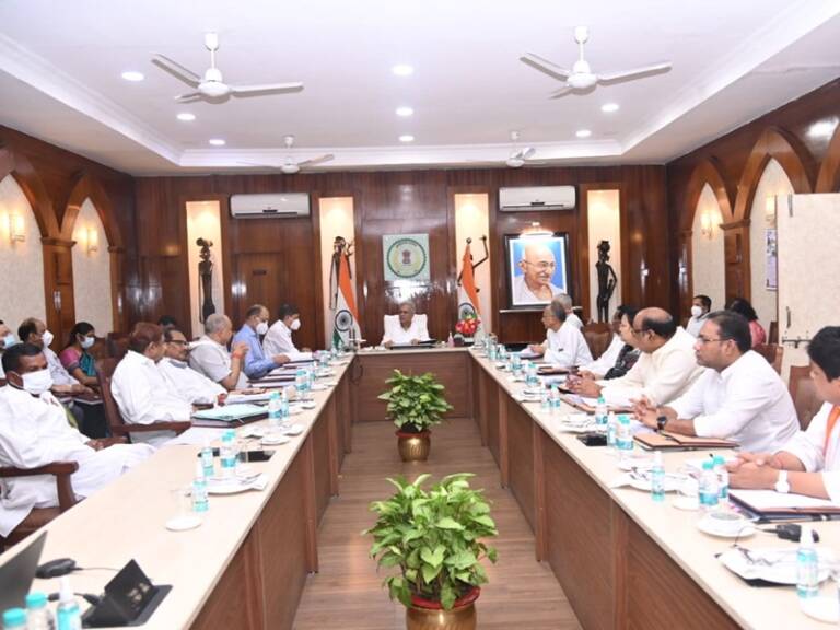 08_09_2021-chhattisgarh_cabinet_meeting_202198_14264