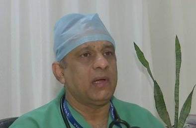 BREAKING NEWS : कोरोना के बढ़ते मामलों में मामूली गिरावट, राजधानी के वरिष्ठ डॉक्टर ने दी चेतावनी, जानना हर किसी के लिए जरुरी