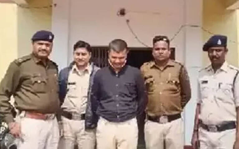 दो बच्चों की माँ से प्यार, किरायेदार बनकर घर में आया, बनाया शारीरिक सम्बन्ध, फिर दूसरी लड़की से शादी की तो महिला पहुंची थाने