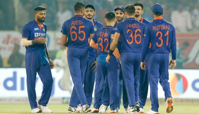 1197028-indian-team-pant