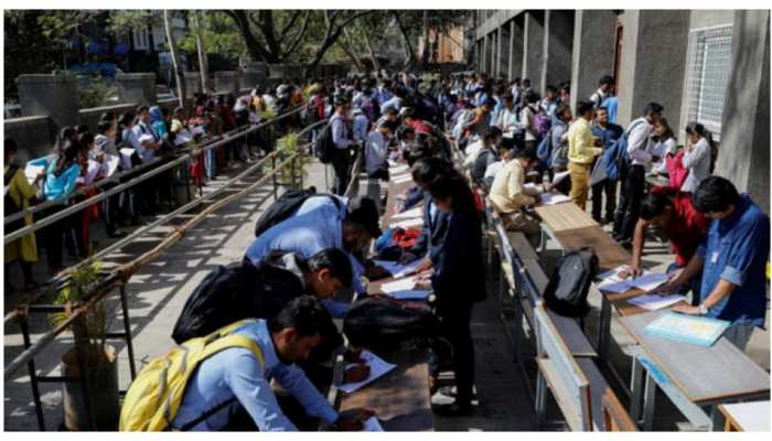 1197034-sarkari-naukri-4