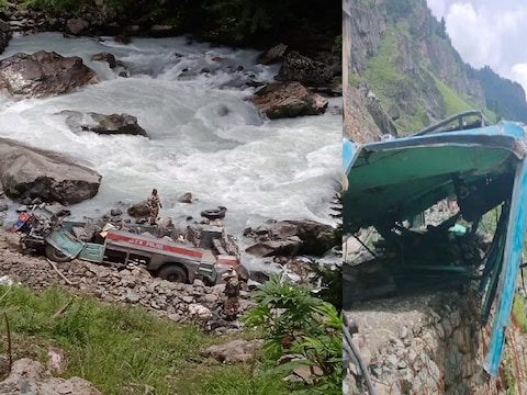 Jammu-Kashmir-Pahalgham-ITBP-Bus