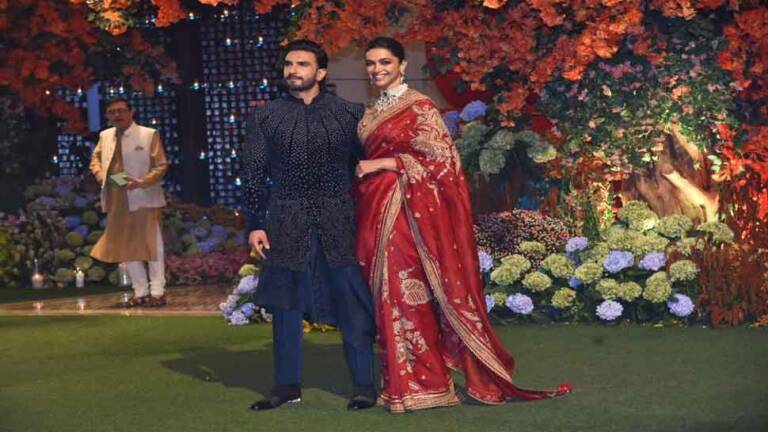 1547005-deep-veer-at-anant-ambani (1)