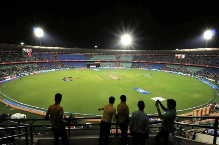 raipur-cricket-stadium-2