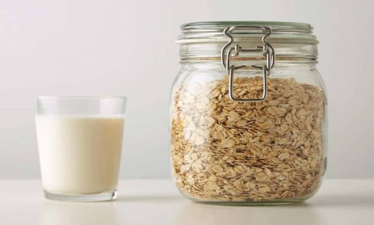 oats-milk-780x470