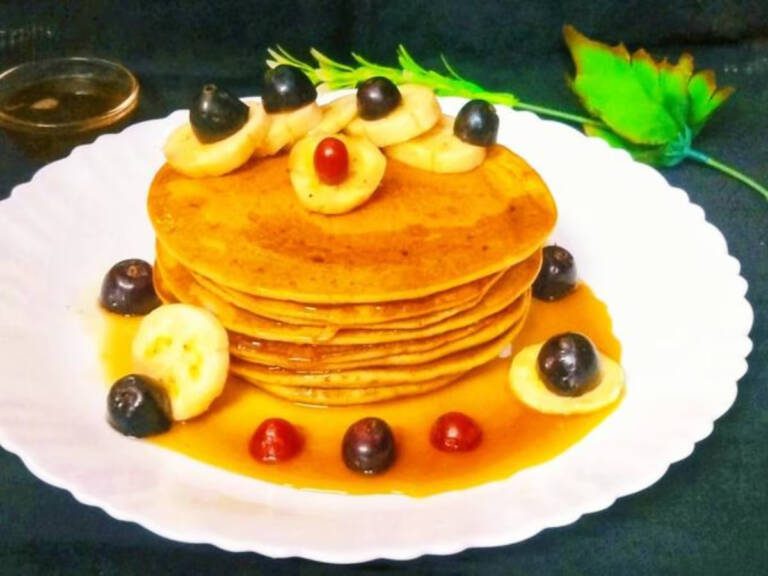 1794850-raw-papaya-pancakes