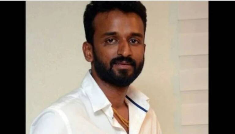 7698426eee4fe3c53717592c3b45107cc4bd8fdf5b76b61cf2a25d87ee21d7e4