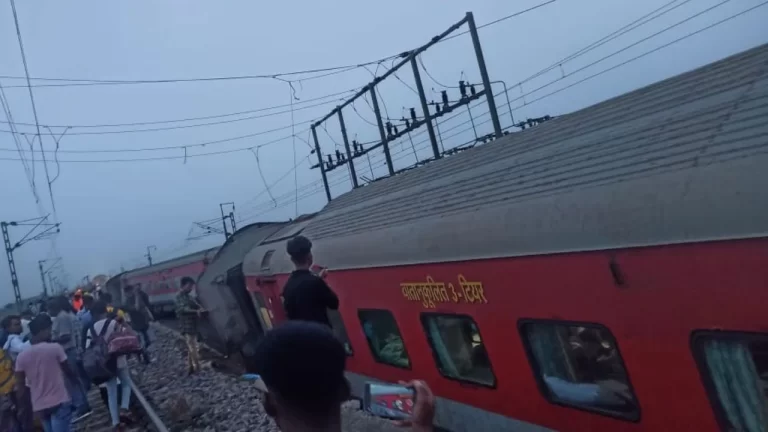 train-accident-2