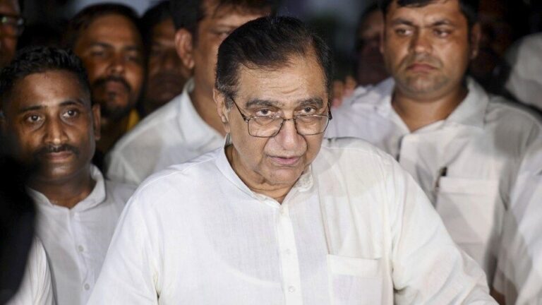 Deepak-Babaria-Resigned