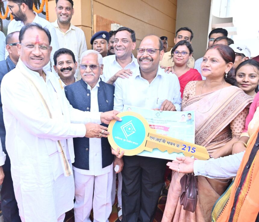 1747732686hatsApp-Image-2025-05-20-at-1.14.58-PM-860x735