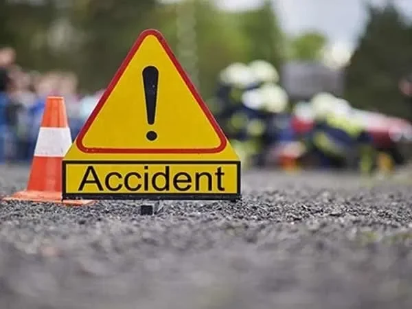 accident-r52d5sa819lu9p9laawf7gckxl1i42b13pn3w6fmvo