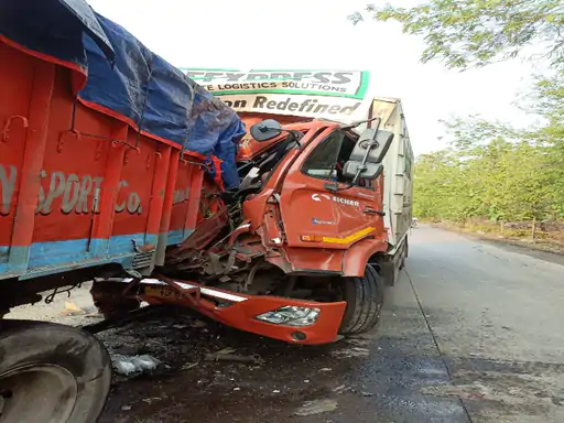 truck-vs-truck