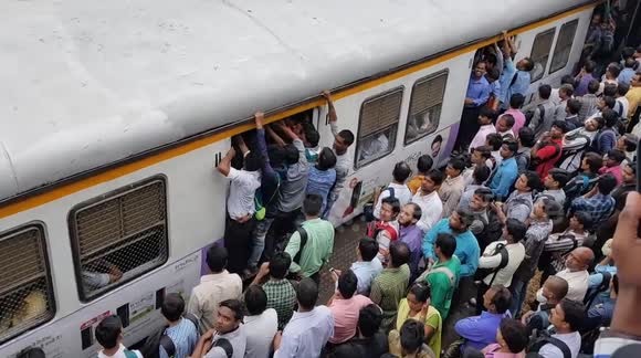 MUMBAI LOCAL TRAIN