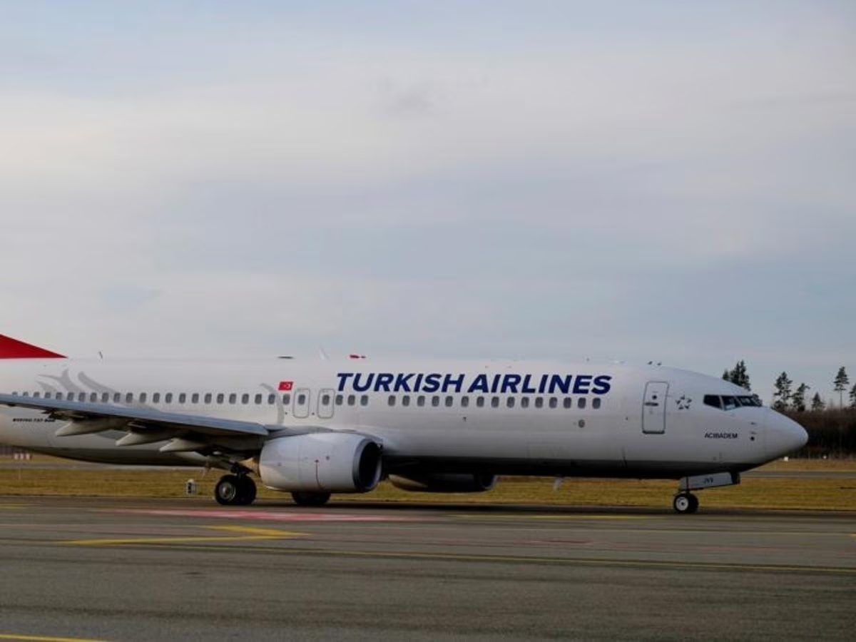 Turkish-Airlines-Boeing 01