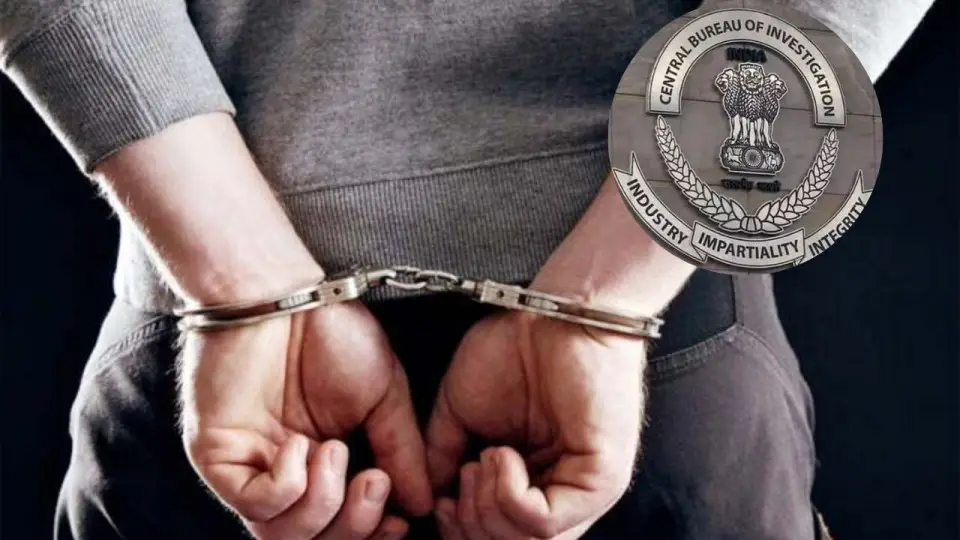 cbi-arrested--irs-officer-451754442