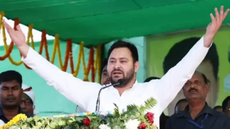 rabri-devi-alleges-that-tejaswi-yadavs-life-is-in-danger-1363868775