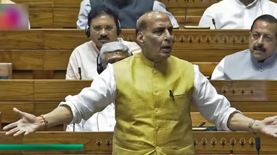 rajnath-singh-in-lok-sabha-14914469