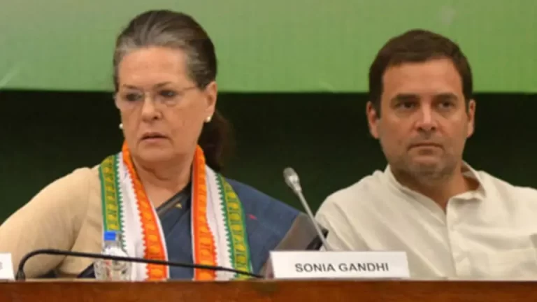 sonia-gandhi-with-rahul-gandhi-1606677991