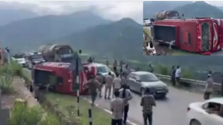 bus-accident-on-jammu-srinagar-national-highway-96586313