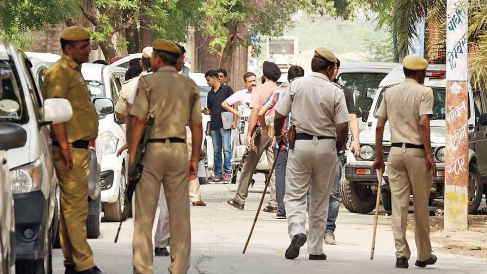 delhi-schools-bomb-threat-750749909