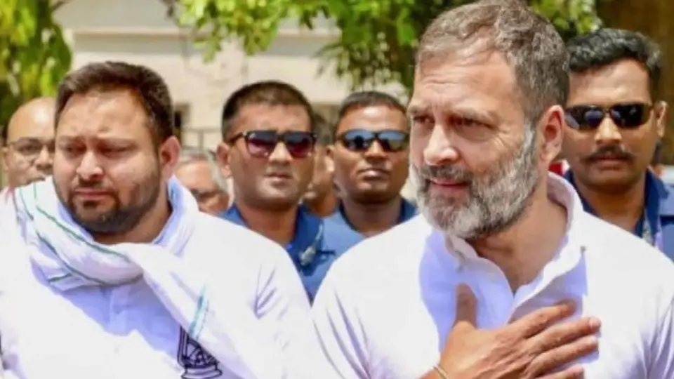 rahul-gandhi-tejashwi-yadav-march--1980582810