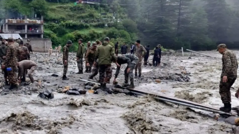 relief-and-rescue-operations-intensify-in-dharali-harsil--947022265