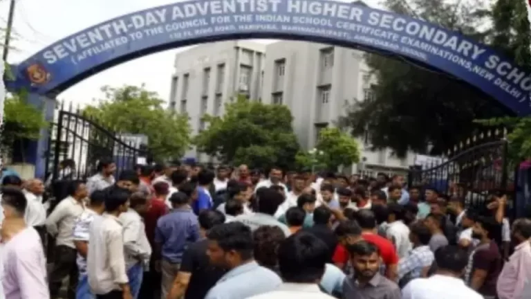 seventh-day-school-497114475