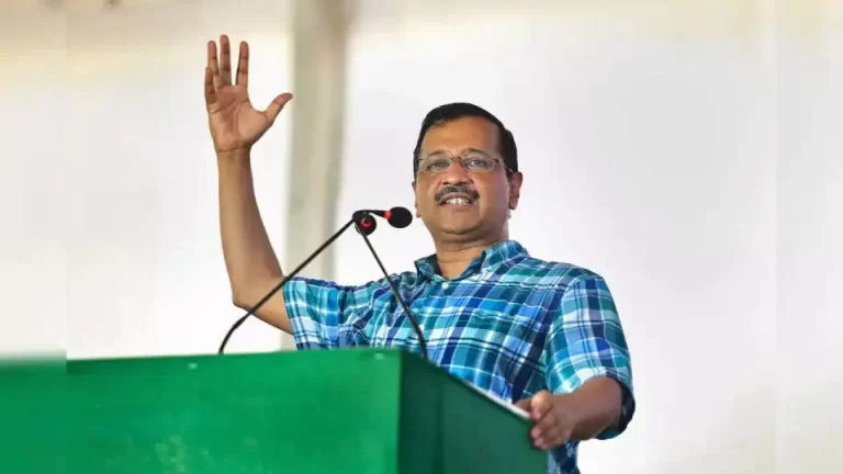 arvind-kejriwal-gujarat-rally--774442132