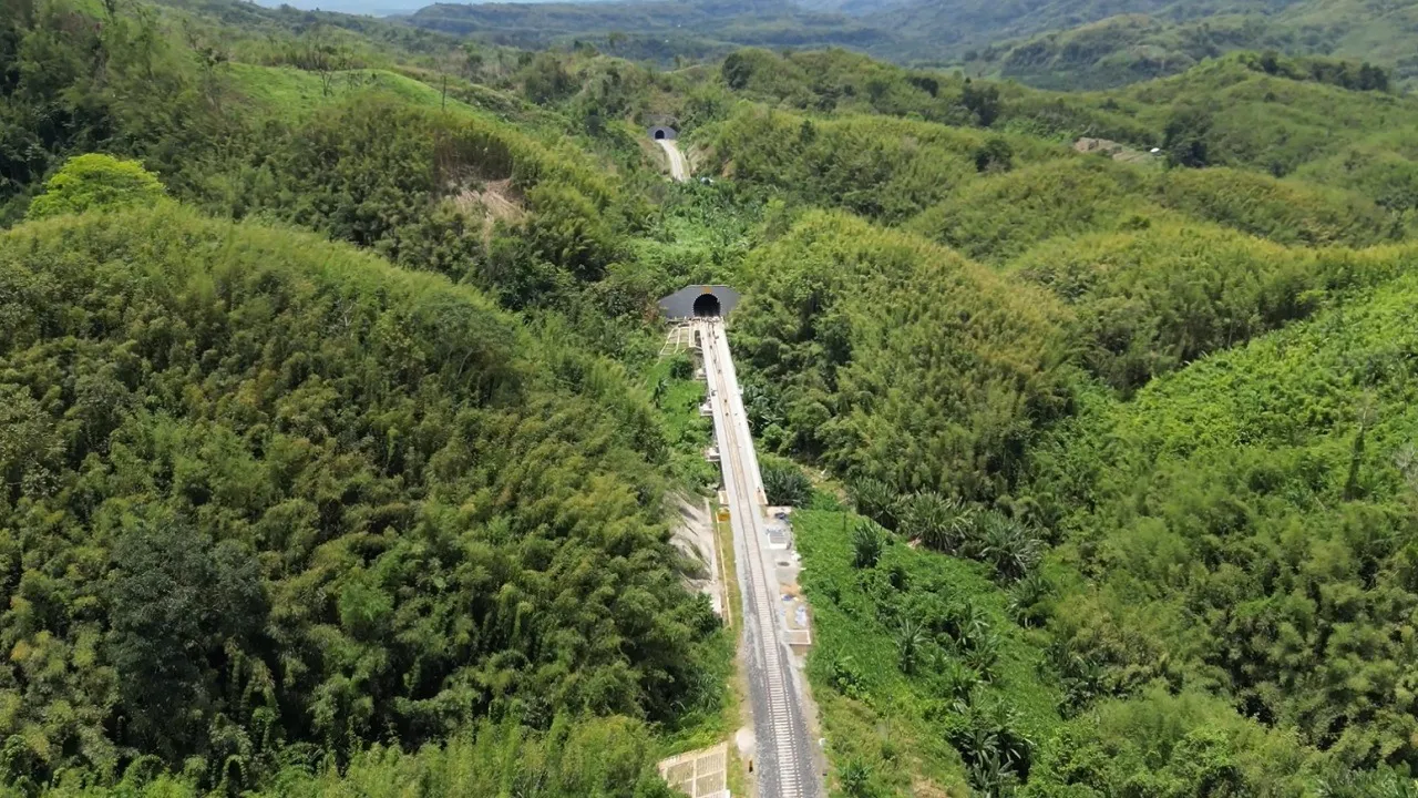 bairabi-sairang-railway-line-in-mizoram-2025-09-13-11-24-12