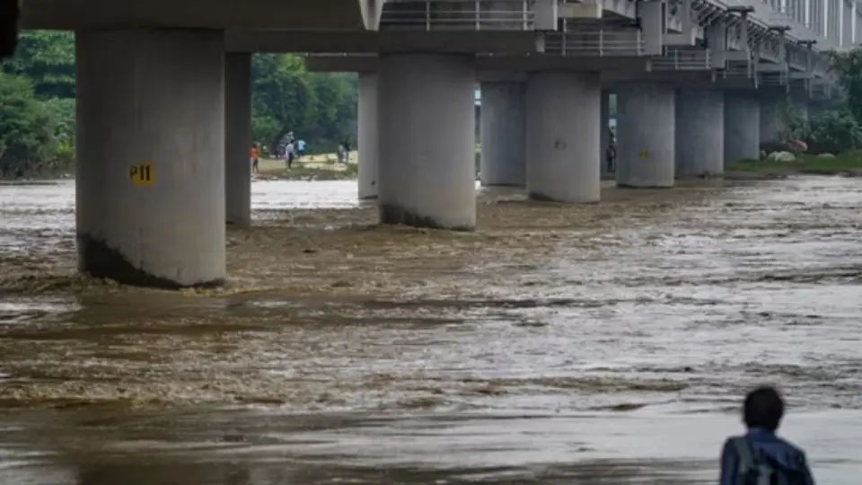 delhi-flood-alert-1734371925