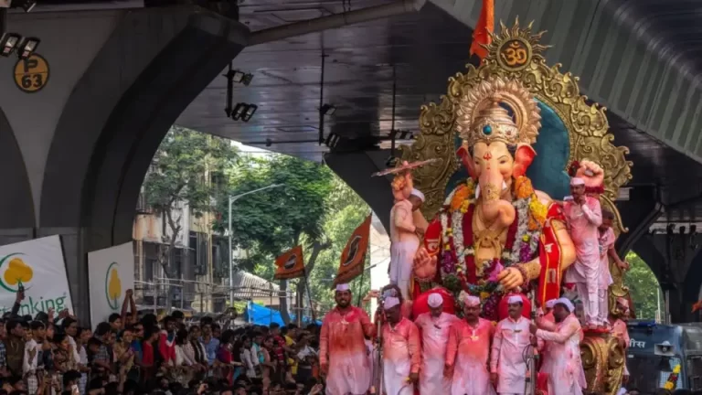 lalbaugcha-raja-visarjan-2025-1816351962