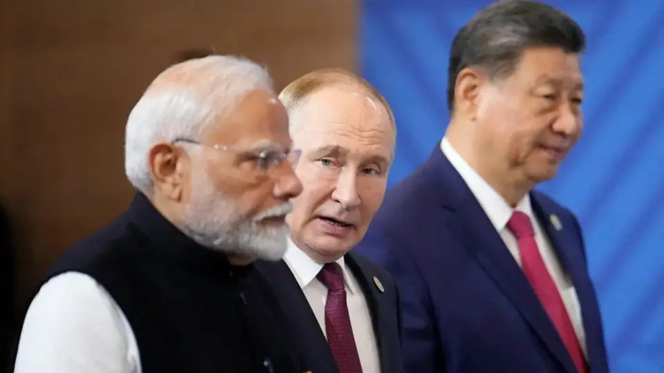 narendra-modi-talks-with-vladimir-putin-and-xi-jinping-816056946