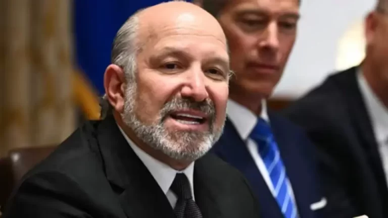 us-secretary-of-commerce-howard-lutnick-1758723171