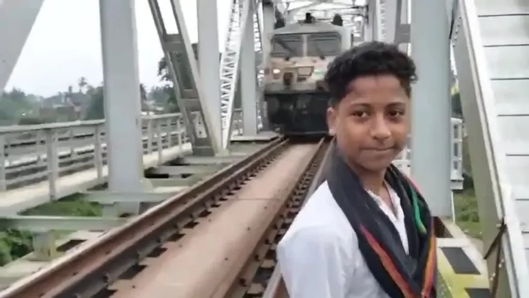 REEL BOY