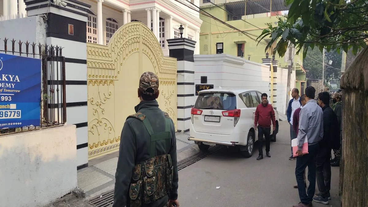 ED-Raid-In-LB-Singh-House-1763693232280