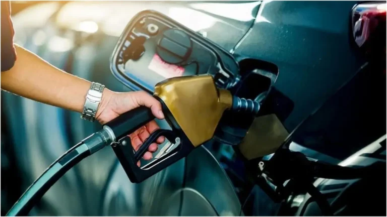 petrol-diesel-price-today--india-daily-322236670