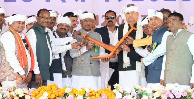 2025-12-27-11-50-01-27-27