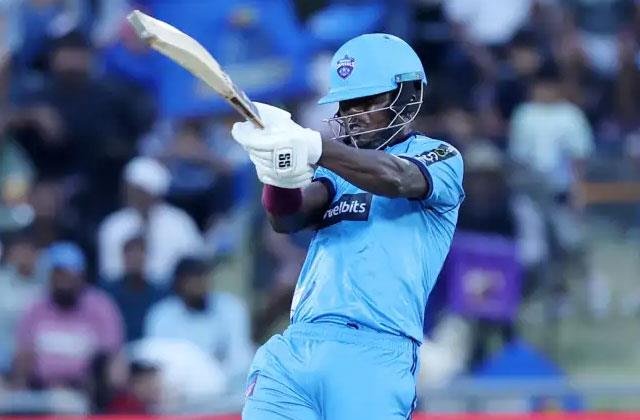 2026_1image_20_04_310751237mumbai-indians-sherfen--ll (1)