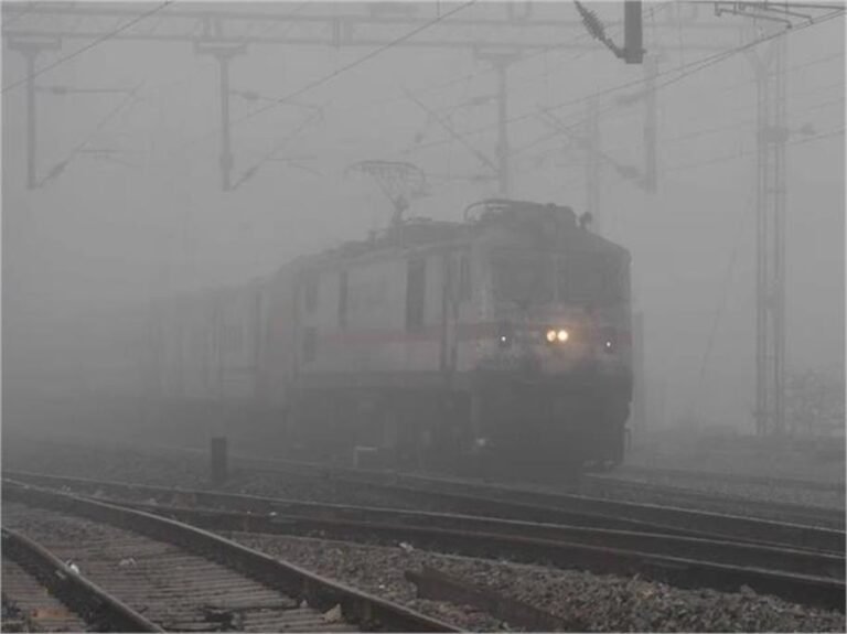 2026_2image_12_32_063955163train-ll