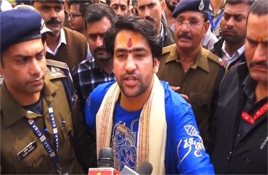 2026_2image_18_11_0638515351-ll