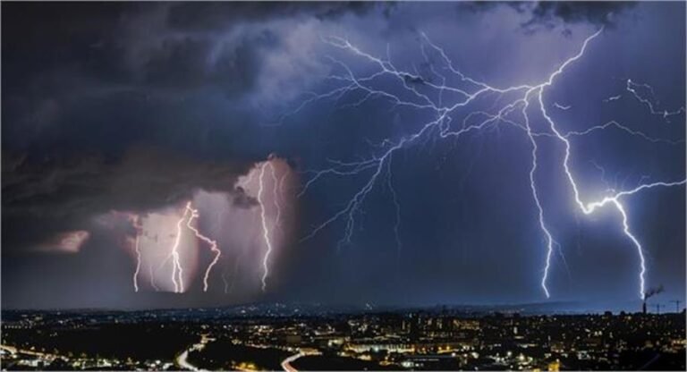 2026_3image_10_22_247263683rain-ll