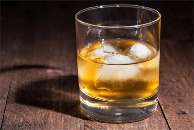 2026_4image_14_08_261182130alcohol-ll