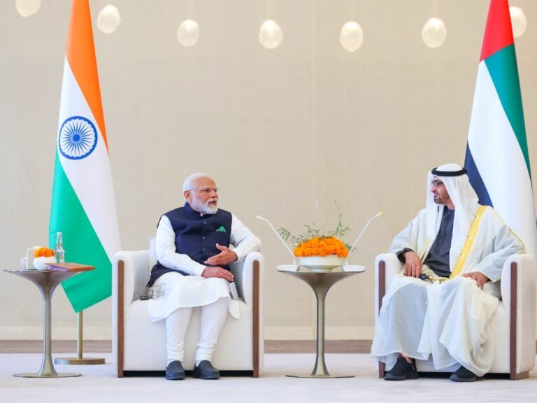 Abu Dhabi: Prime Minister Narendra Modi with UAE President Mohamed bin Zayed Al Nahyan during a meeting